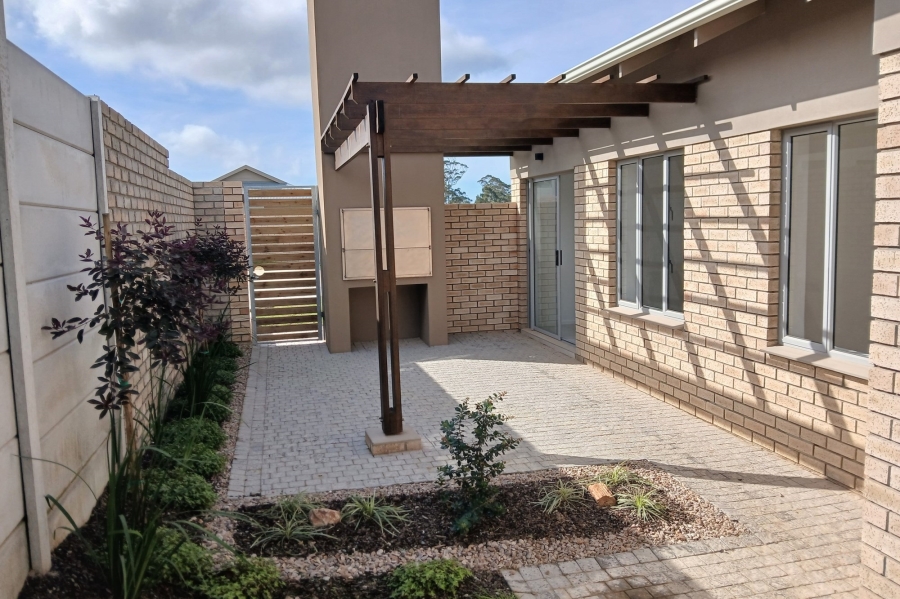 3 Bedroom Property for Sale in Mooikloof Country Estate Western Cape